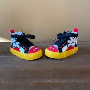 Vans Mickey Mouse High Tops